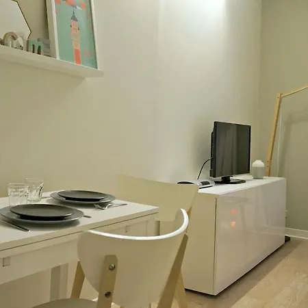 Little - Stella Apartment